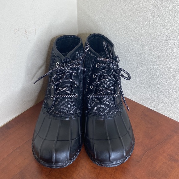 Youth Rain Booties, size 3, black & silver - Picture 8 of 10